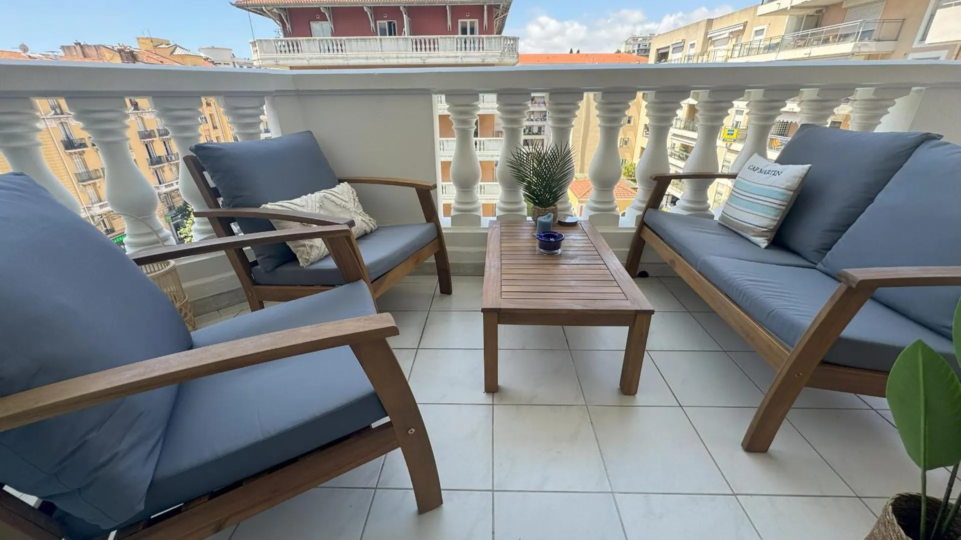 Elegant Apartment With Sea View And Swimming Pool Nice 0*,  France